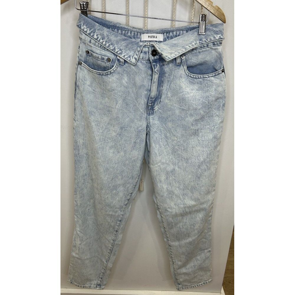 Pistola Light Wash High Rise Straight Leg Size 28‎ Blue Jeans